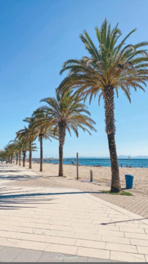 Bel Appartement Roses Plage 外观 照片