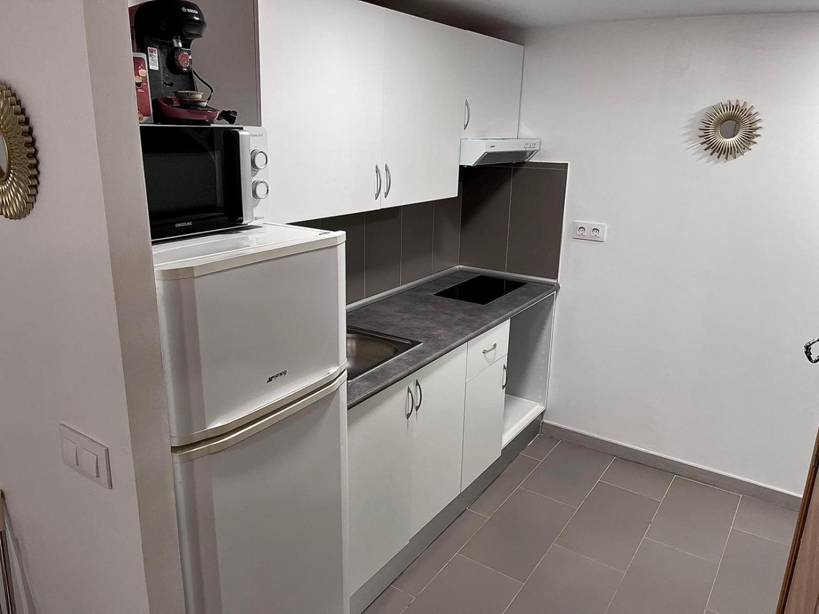 Bel Appartement Roses Plage 外观 照片